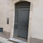 Апартаменты T2 Renove Avec Parking A 400M Des Arenes De Nimes