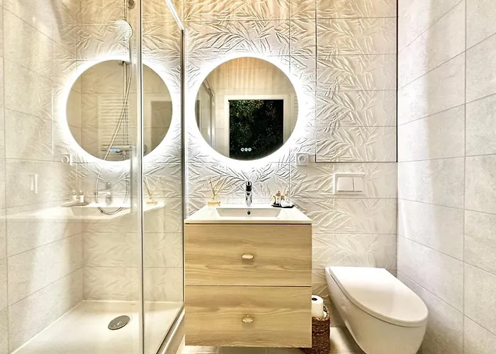 Appartement Insolite Classé - Arènes - Parking *